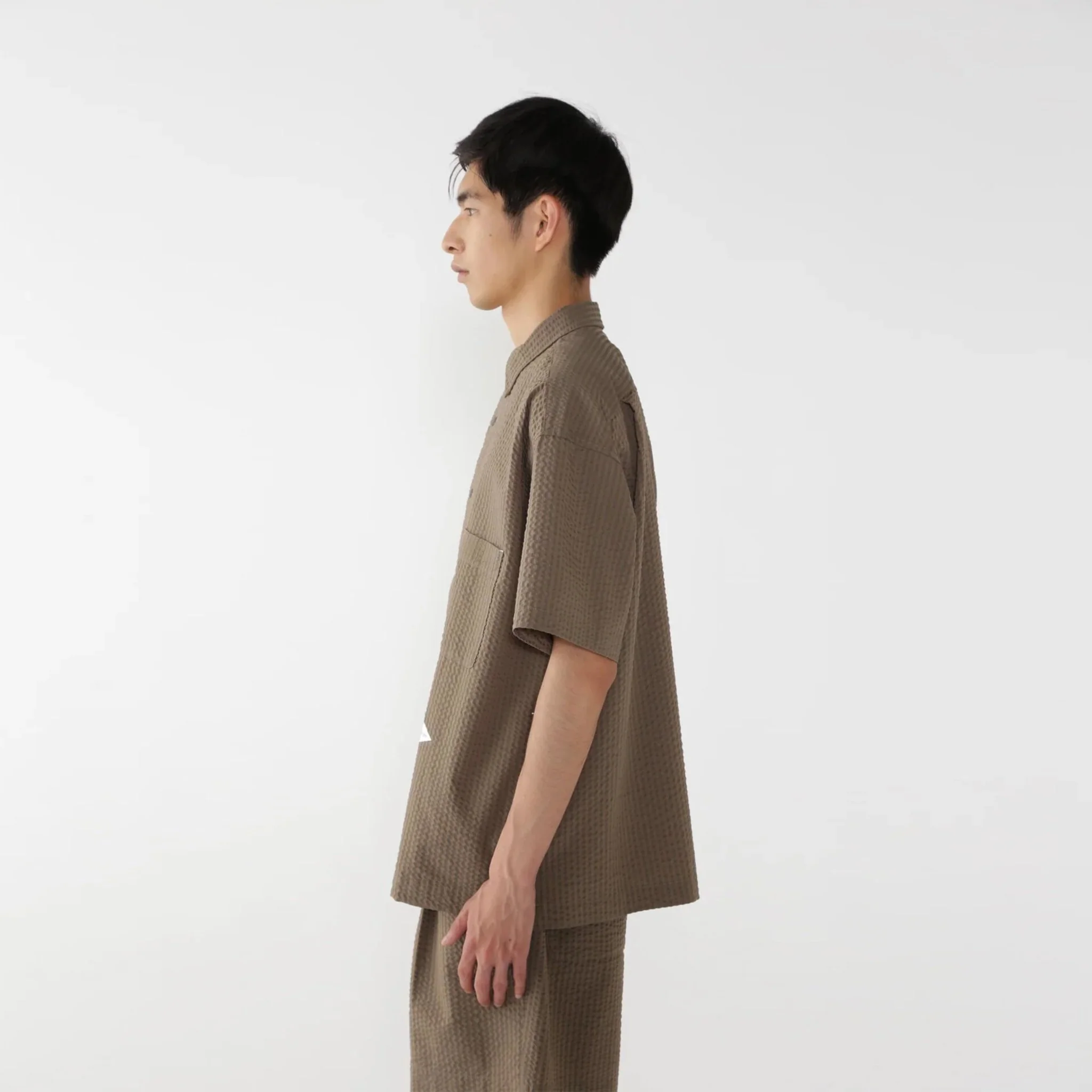 And Wander Dry Soft Seersucker S/S Shirt Navy - Image 7