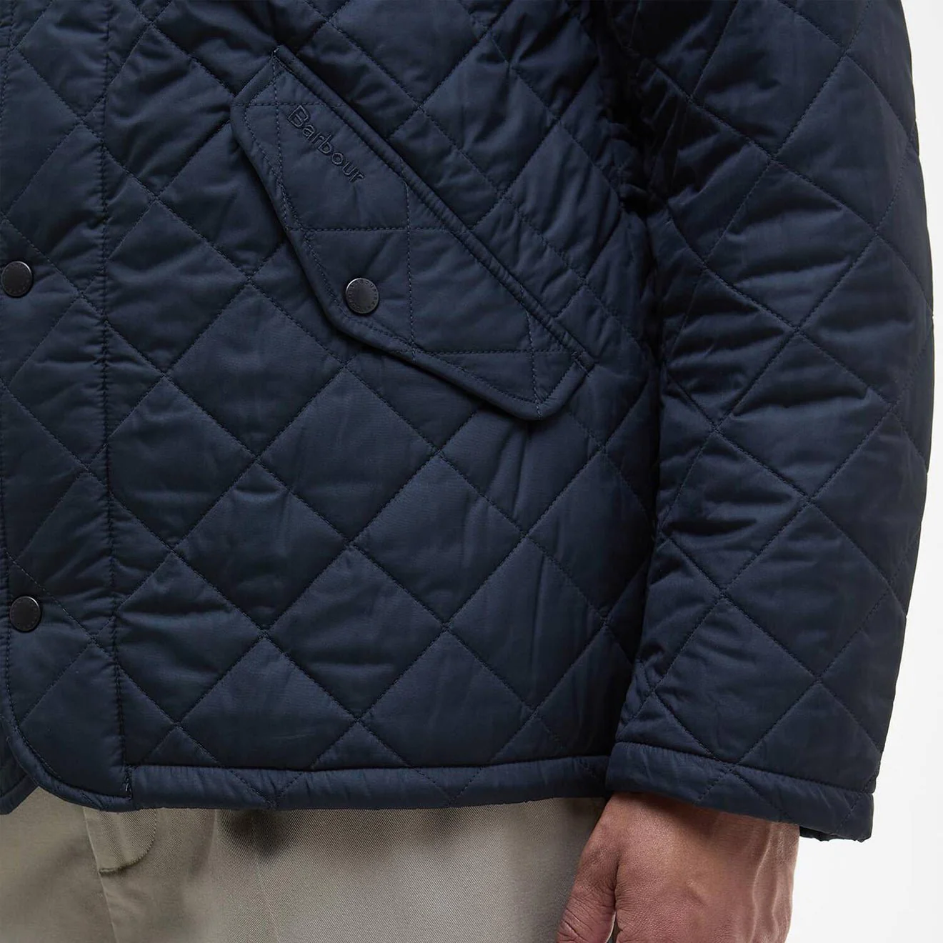 Barbour Chelsea Sportsquilt Jacket Navy - Image 6