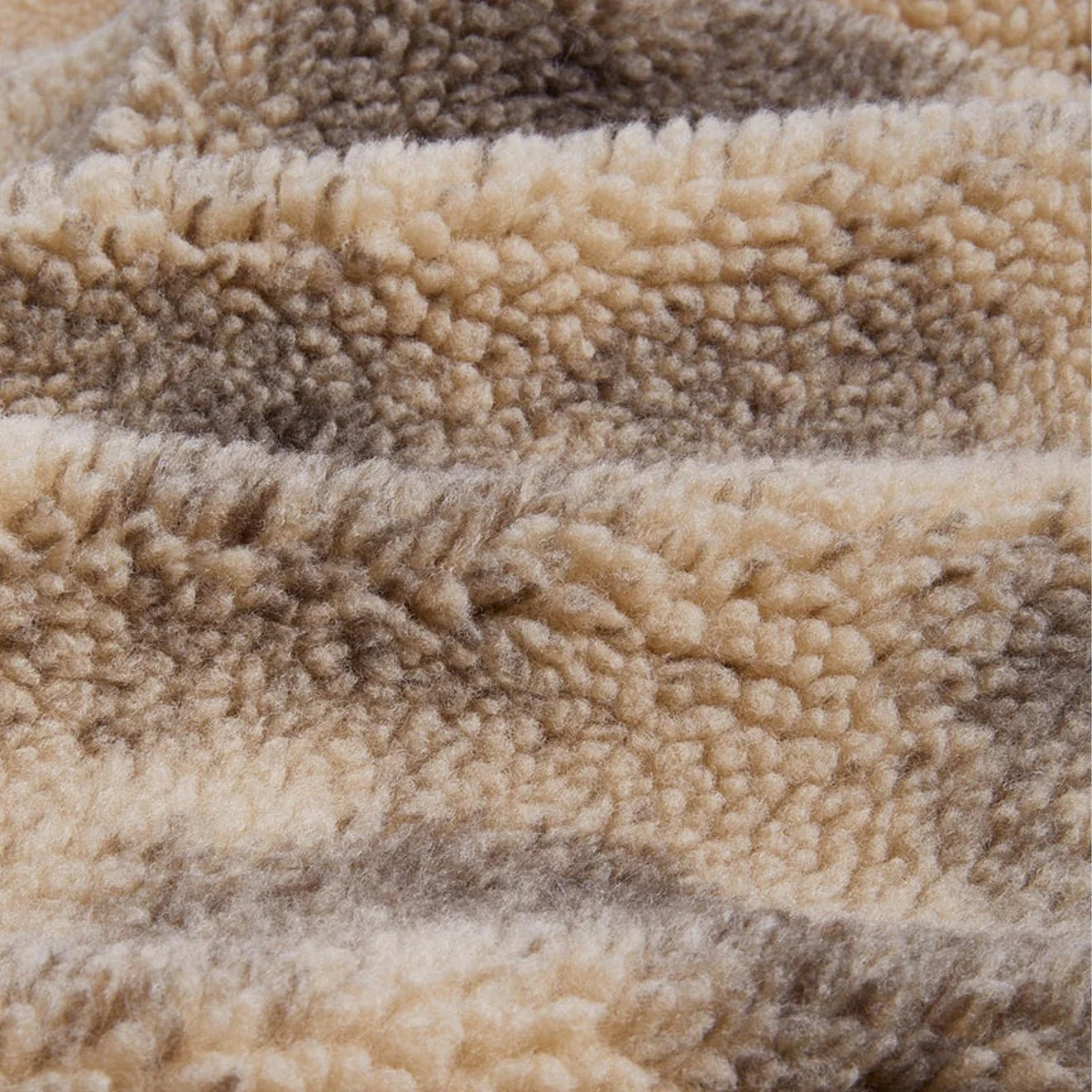 Corridor Oak Fleece Zip Brown - Image 4