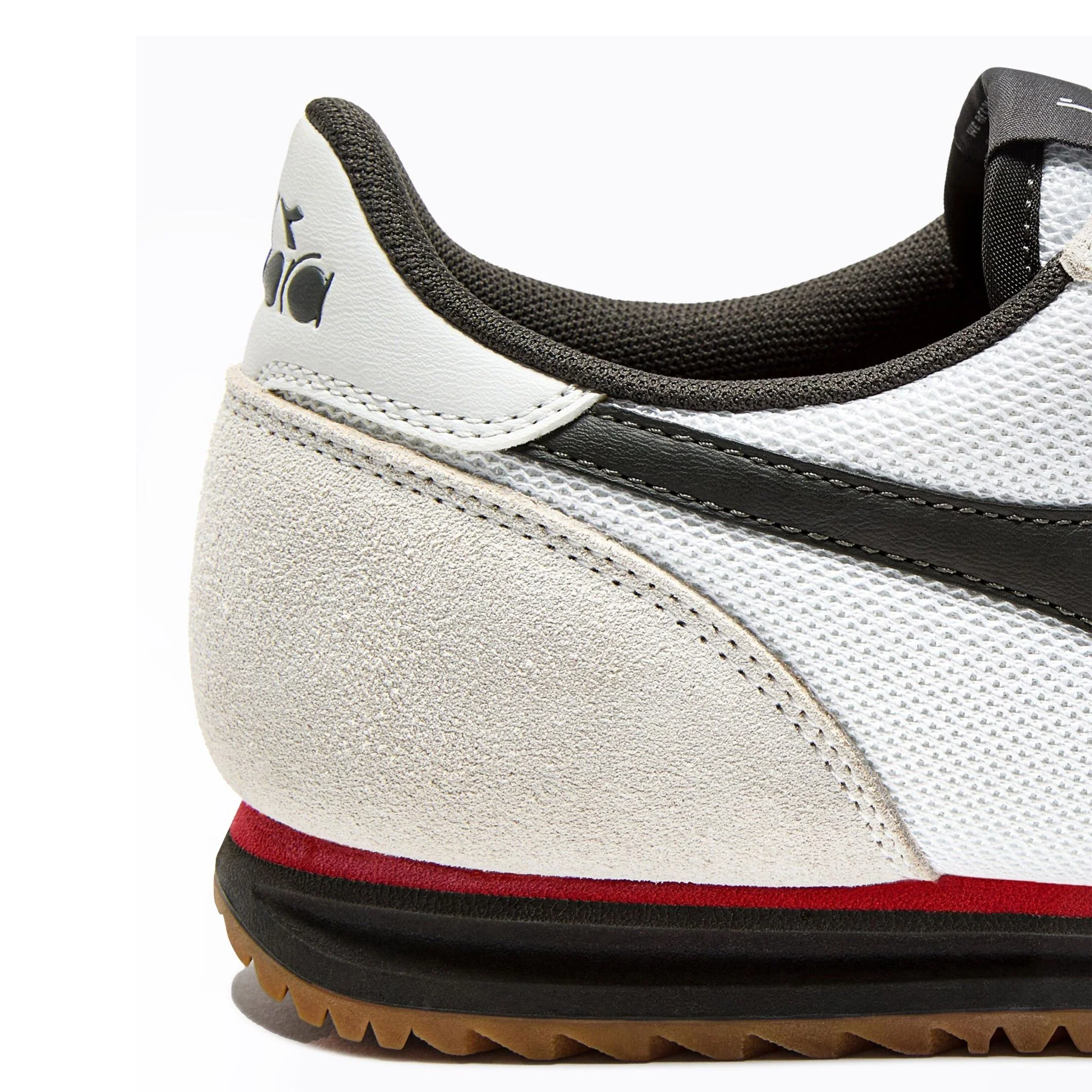 Diadora Cross Trainer White / Black Beluga - Image 4