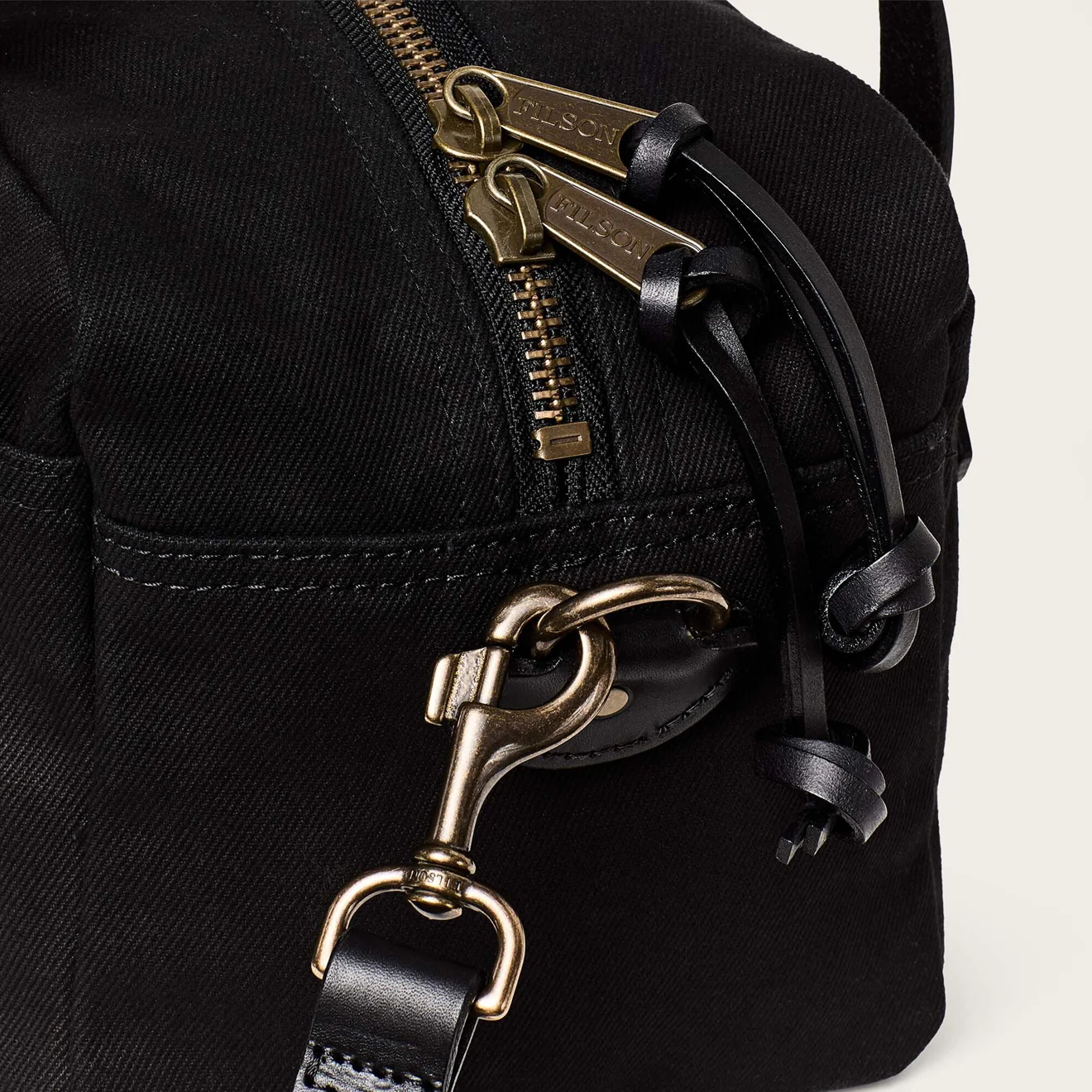 Filson Rugged Twill XS Compact Duffle Bag Black - Image 3