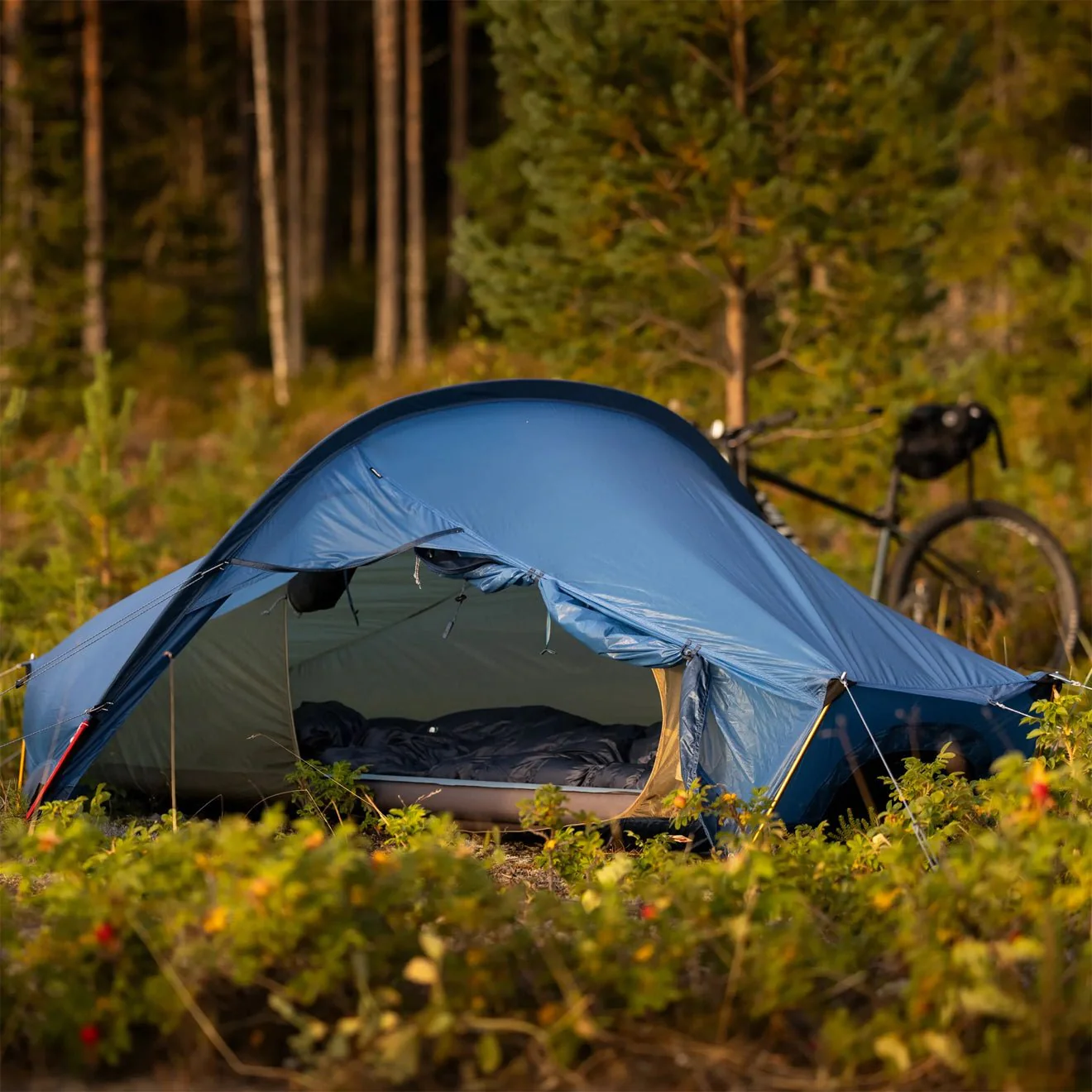Fjallraven Abisko Lite 1 Tent UN Blue - Image 3