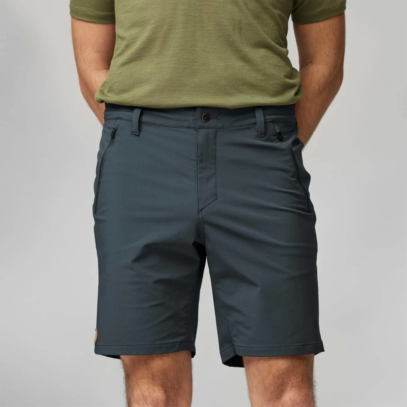 Fjallraven Abisko Trail Stretch Shorts Dark Grey - Image 4