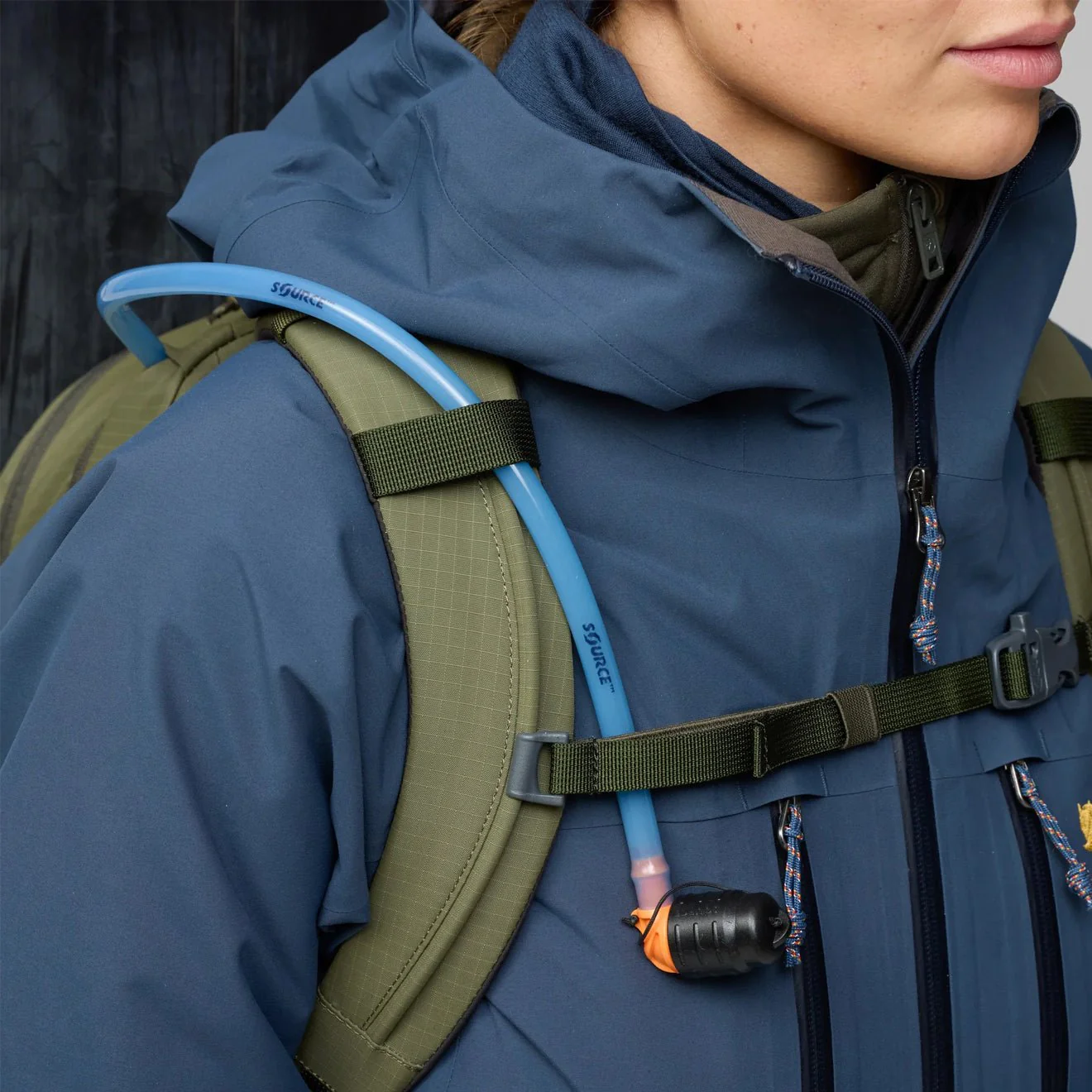 Fjallraven Bergtagen Touring 22 Laurel Green / Deep Forest - Image 10
