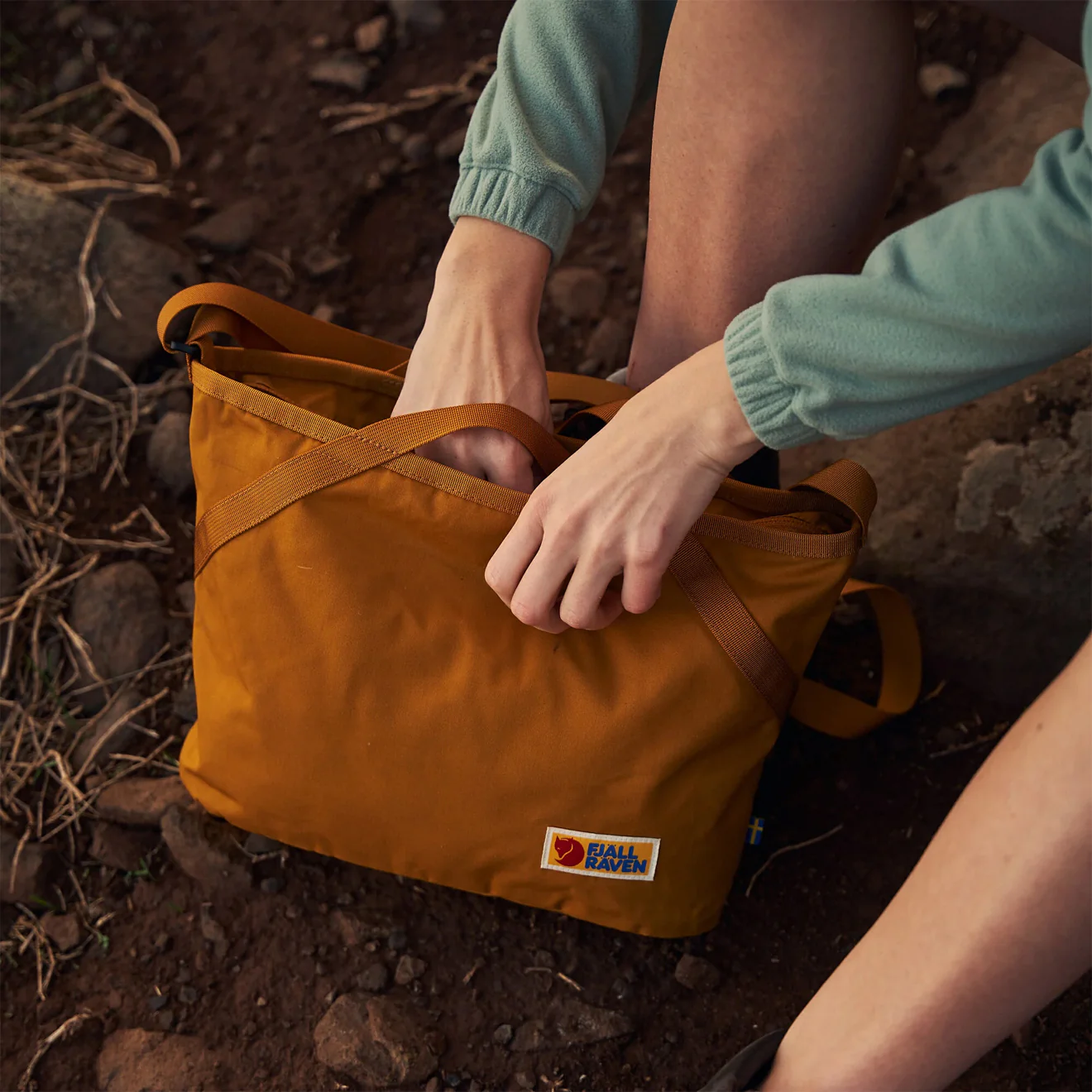 Fjallraven Vardag Crossbody Patina Green - Image 8