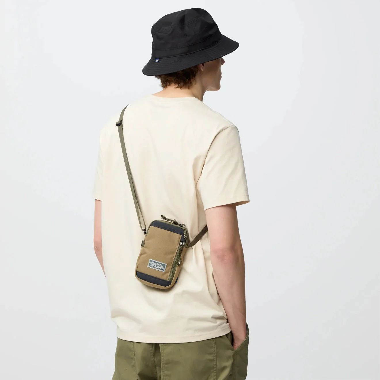 Fjallraven Vardag Pocket Small Coal Black - Image 4