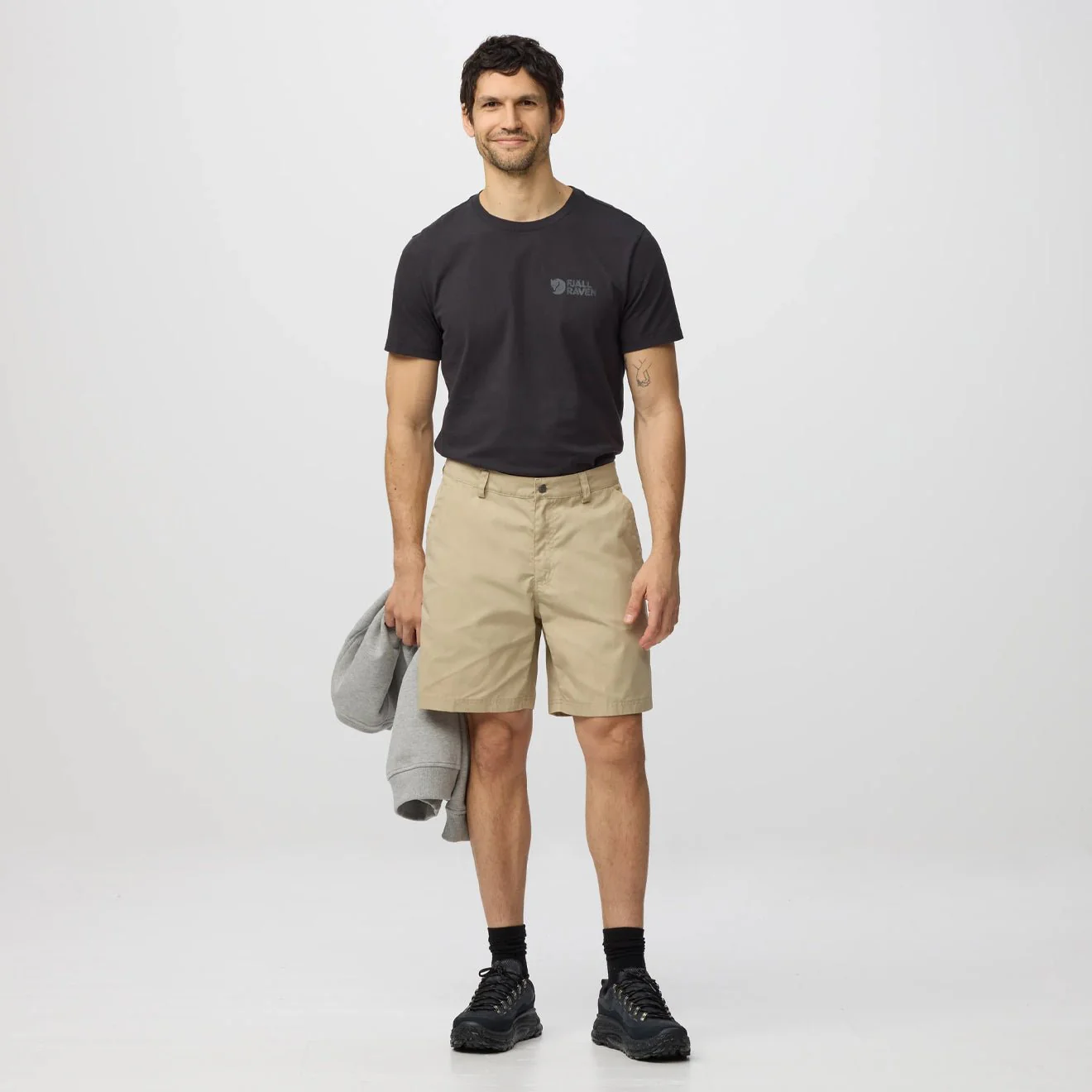 Fjallraven Vardag Relaxed Shorts Classic Green - Image 3