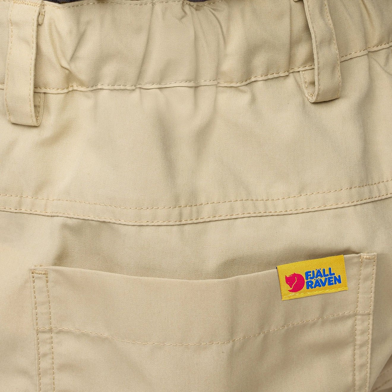 Fjallraven Vardag Relaxed Shorts Classic Green - Image 7