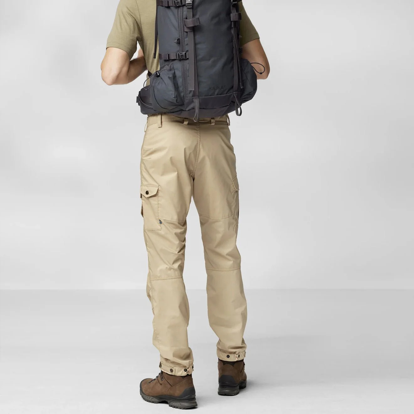 Fjallraven Vidda Pro Lite Trousers Short Leg Classic Dark Navy - Image 4