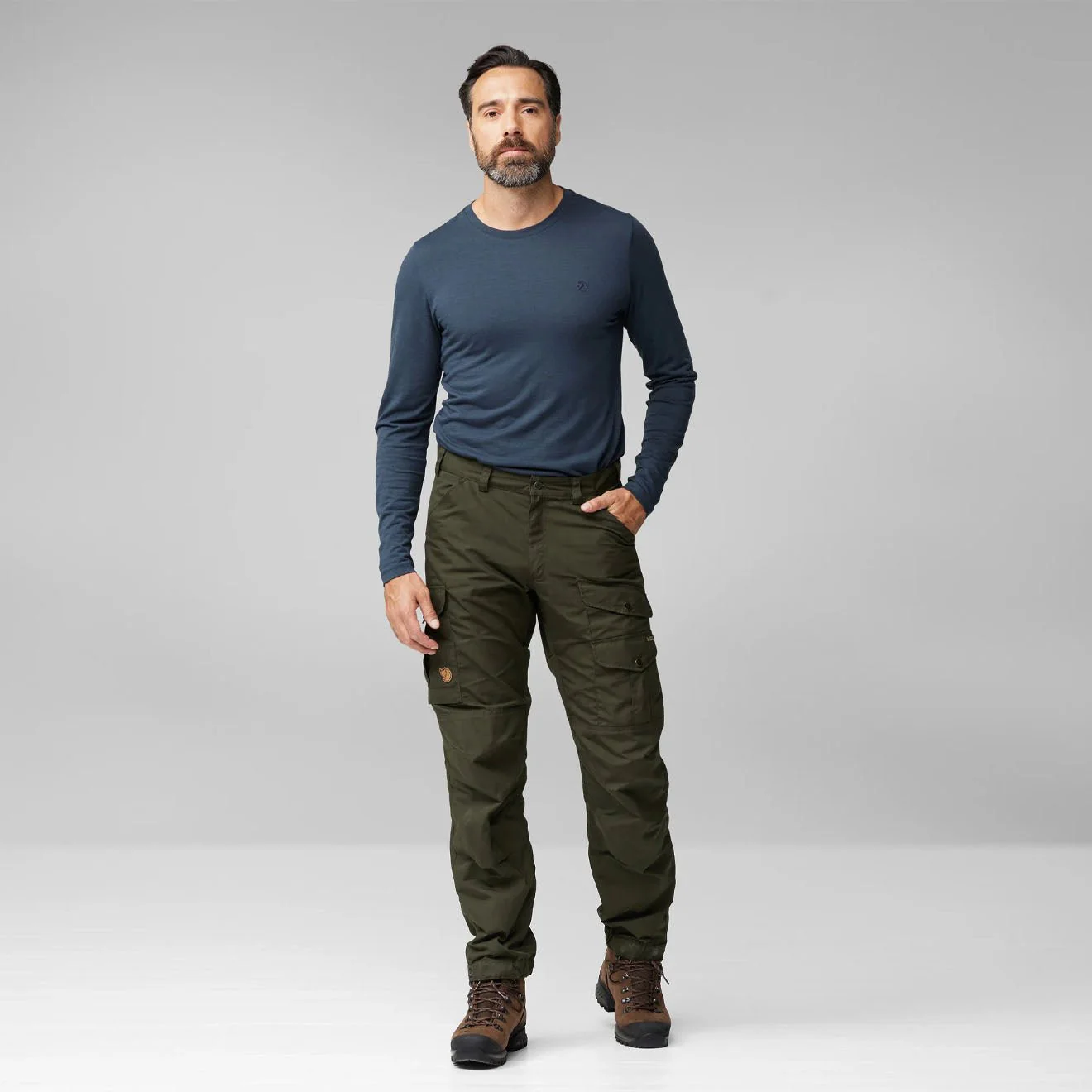 Fjallraven Vidda Pro Trousers Regular Dark Olive-Black - Image 4