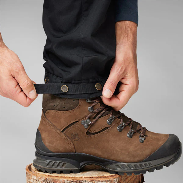 Fjallraven Vidda Pro Ventilated Regular Leg Trouser Black - Image 2