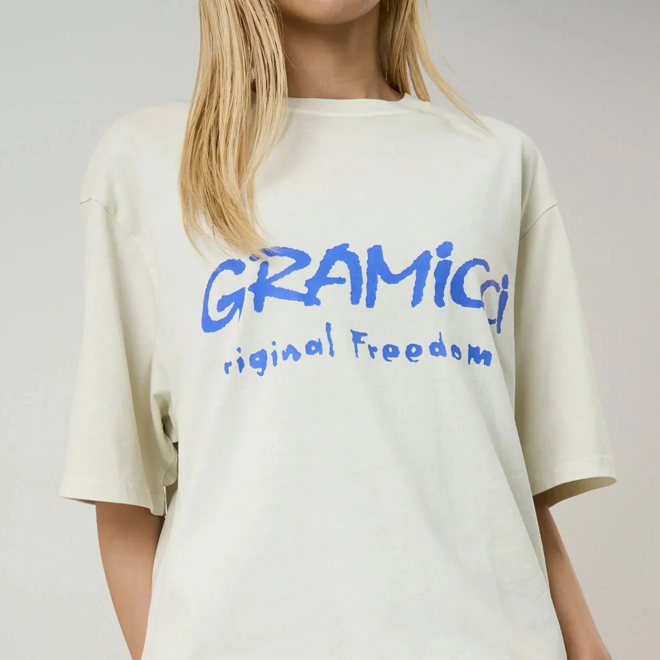 Gramicci Freedom Tee Pigment Dyed Natural Pigment - Image 3