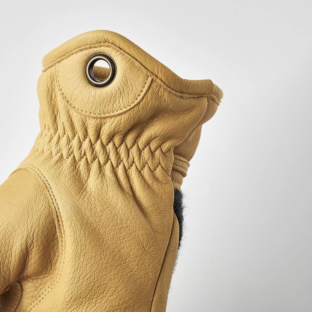Hestra Daniel Gloves Charcoal/Tan - Image 5