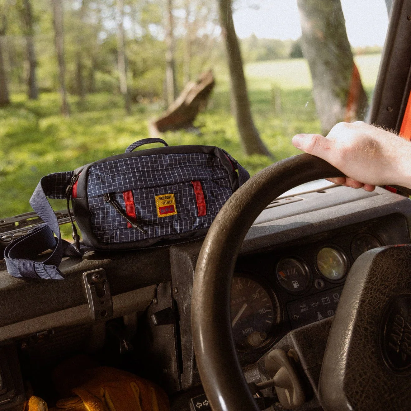 Hikerdelic x Elliker Semer Sling Bag Navy - Image 2