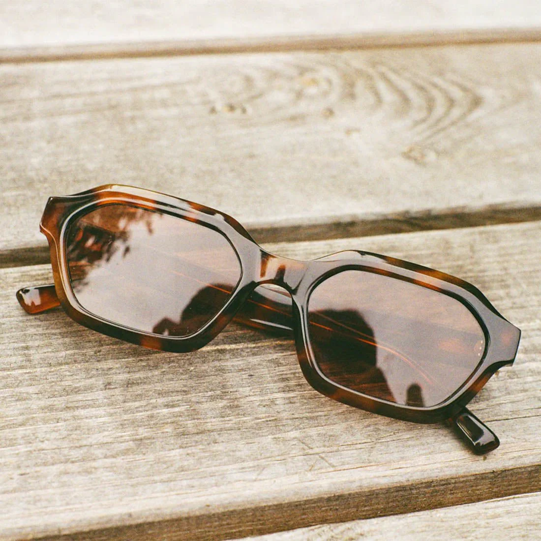 Hikerdelic x MessyWeekend Anthony Sunglasses Tortoise Brown - Image 5