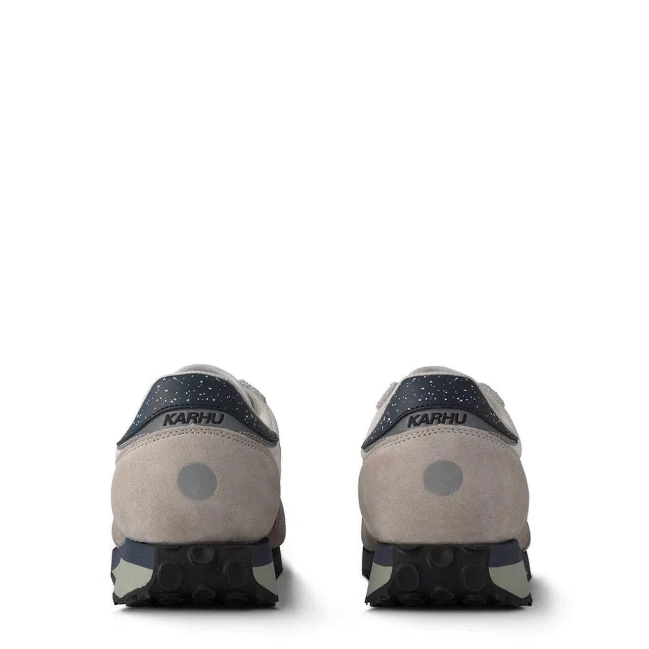 Karhu Mestari Control Trainer Silver Lining / Jet Black - Image 3