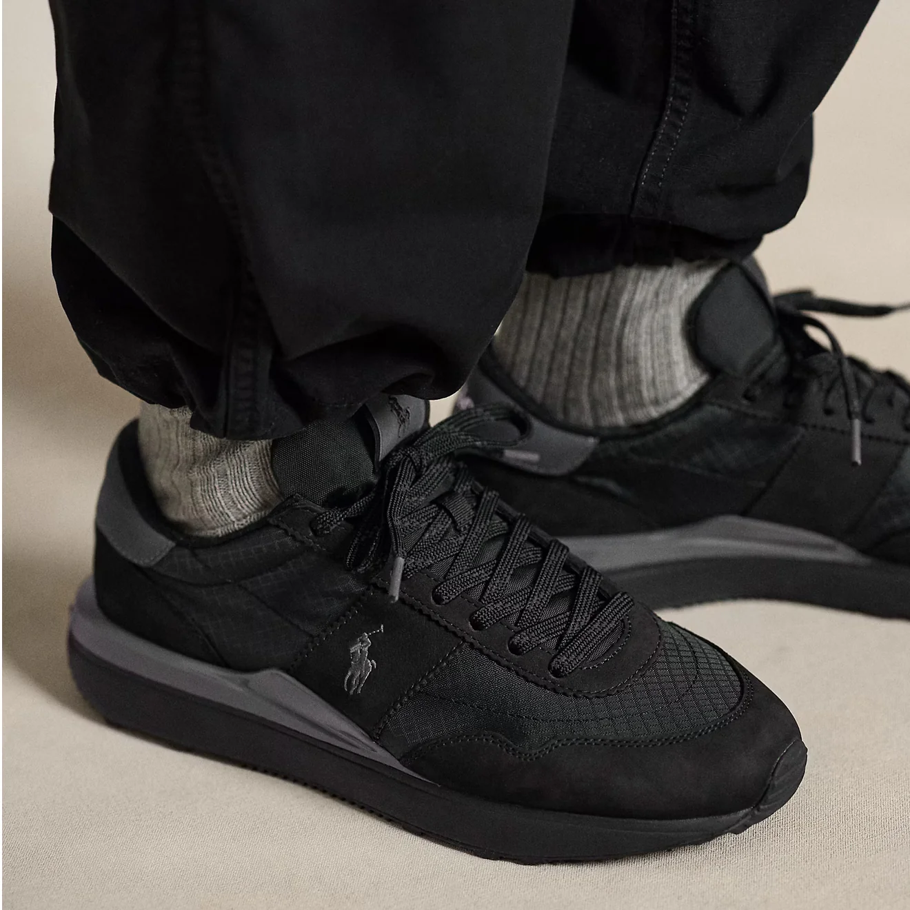 Polo Ralph Lauren Train 89 Nubuck & Oxford Trainer Black / Grey - Image 4