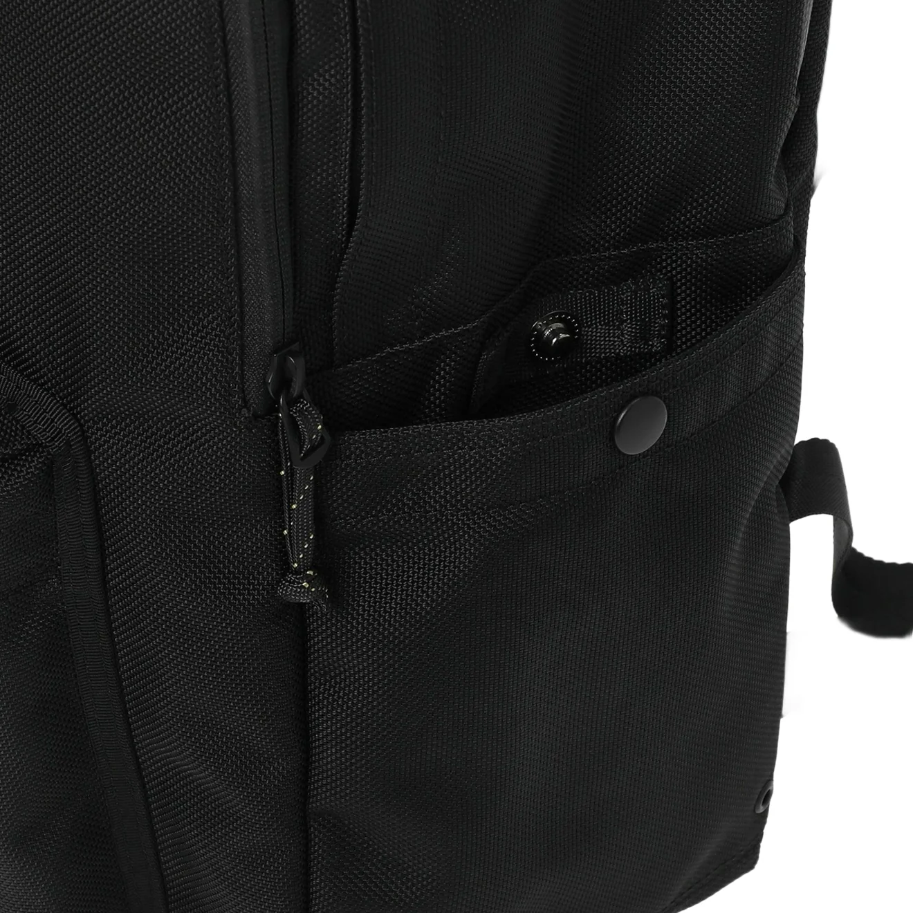 Porter-Yoshida and Co Explorer Daypack L Navy - Image 6
