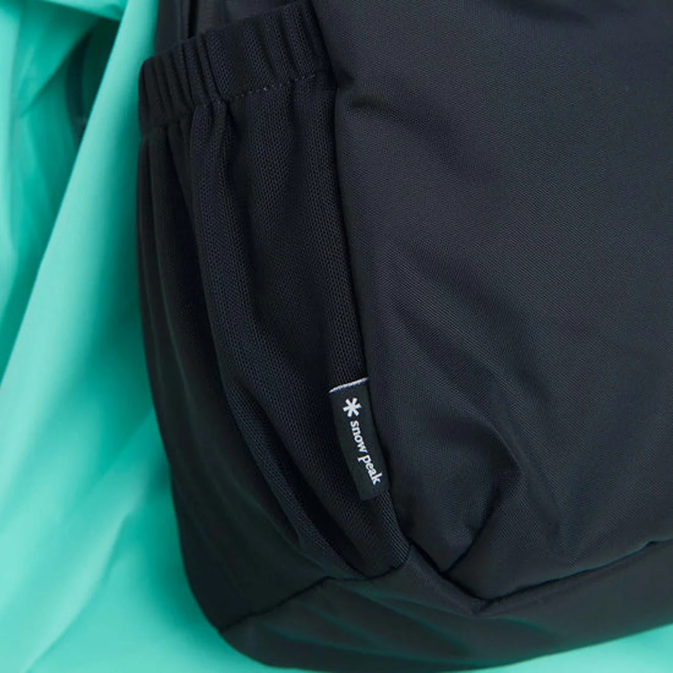 Snow Peak Anywhere Multi Shoulder Bag Black - Image 7