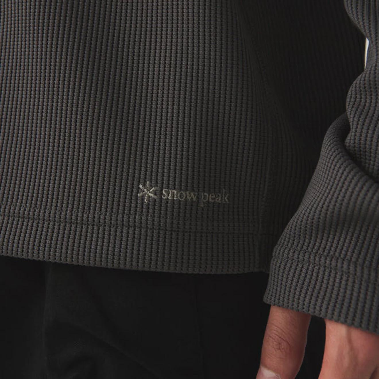 Snow Peak Dry Thermal L/S T-Shirt Charcoal - Image 4