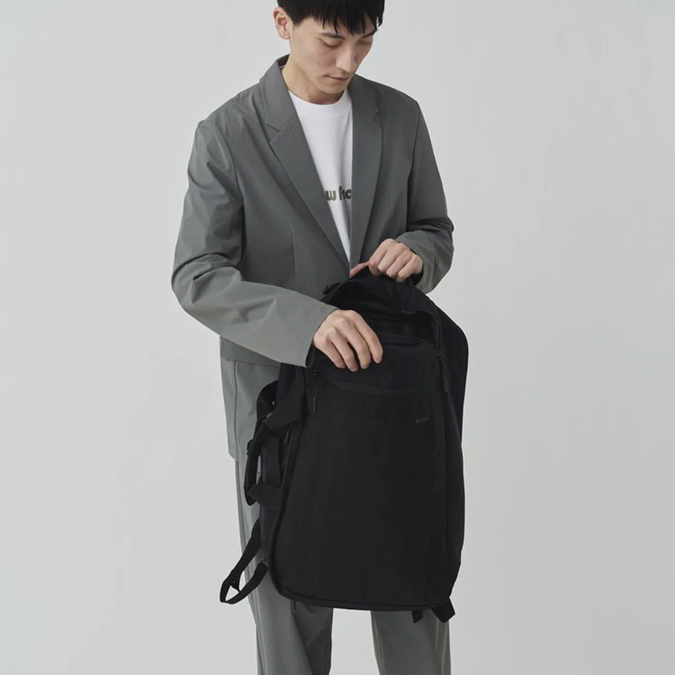 Snow Peak Everyday Use 3Way Business Bag Black - Image 5