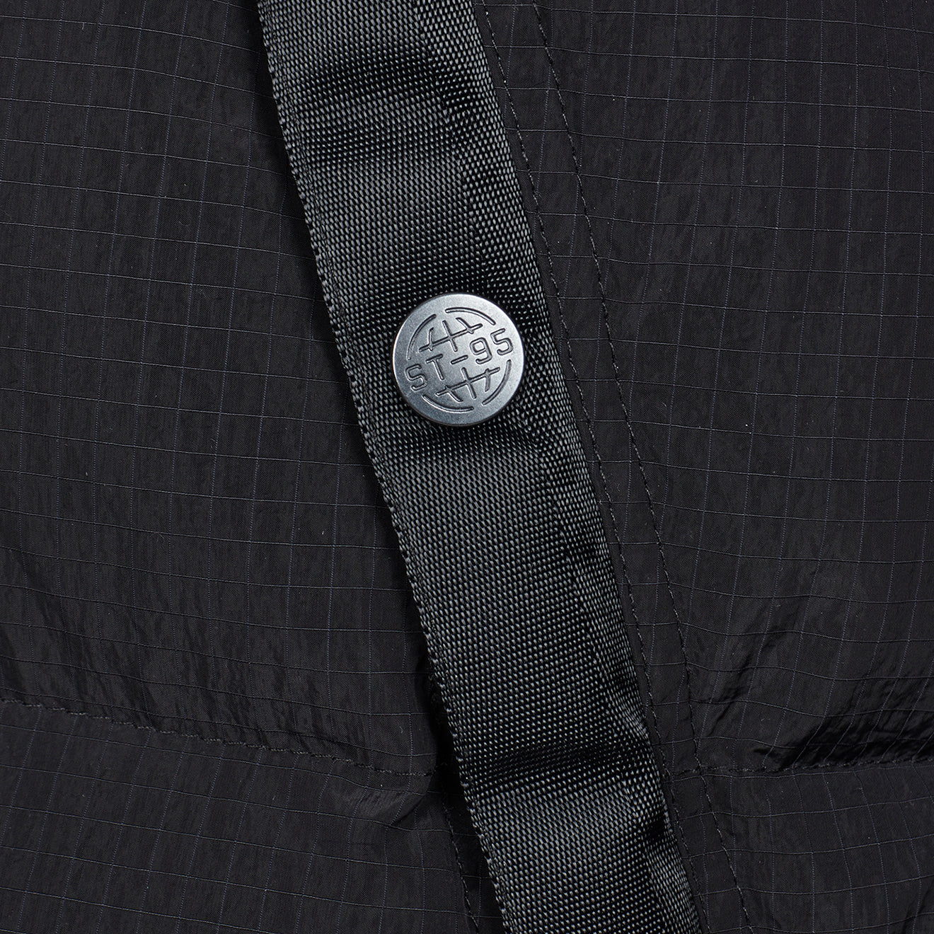 ST95 Hooded Puffer Black - Image 5