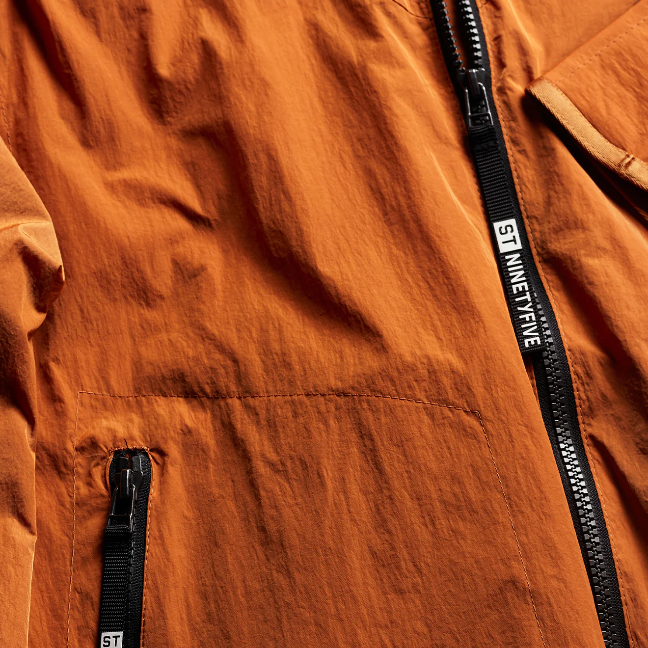 ST95  Horizon Anorak Light Orange - Image 3