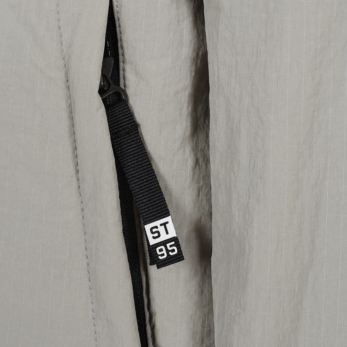 ST95 Lightweight Padded Overshirt Light Grey - Image 4