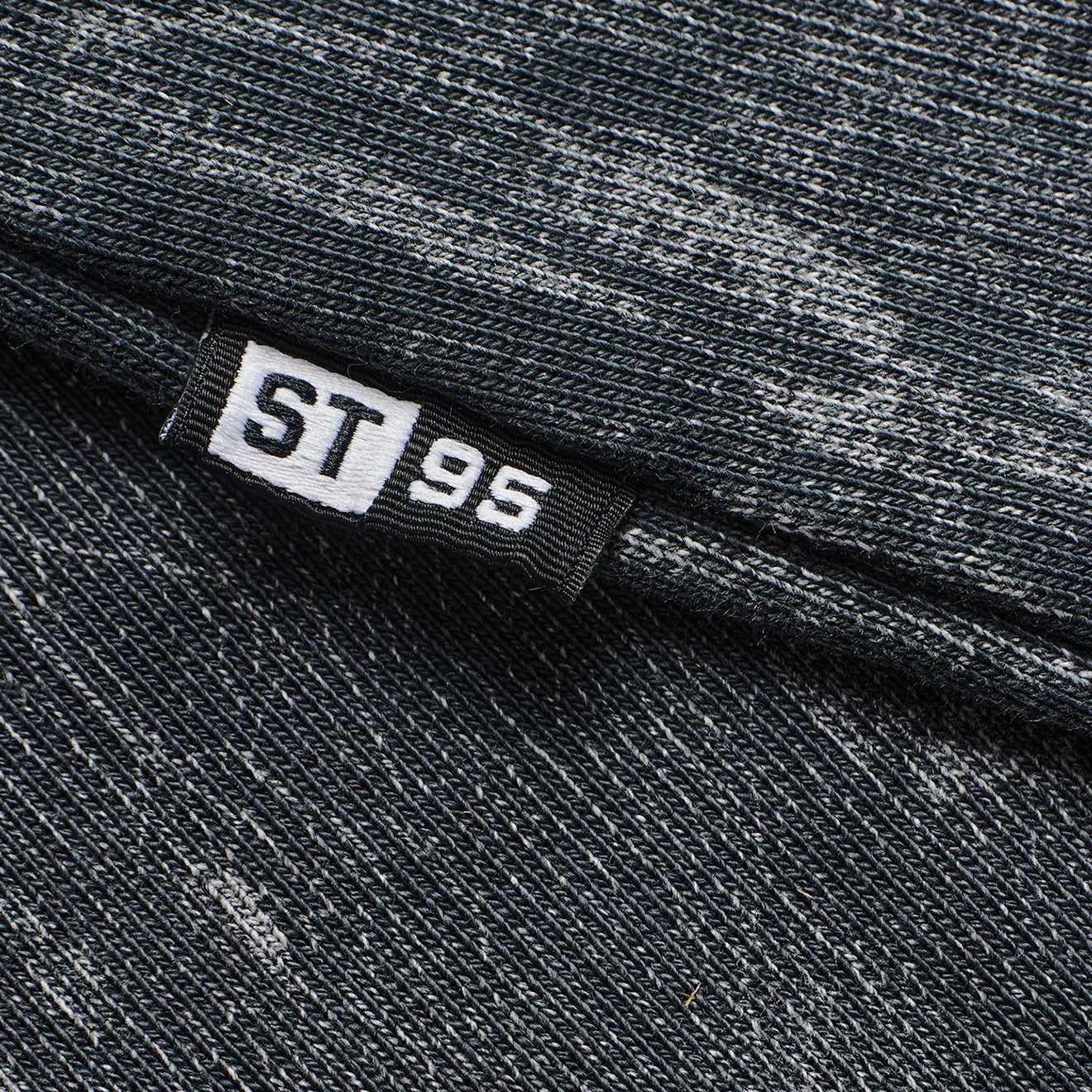 ST95 Oversized Plaster Crew Sweat Black - Image 4