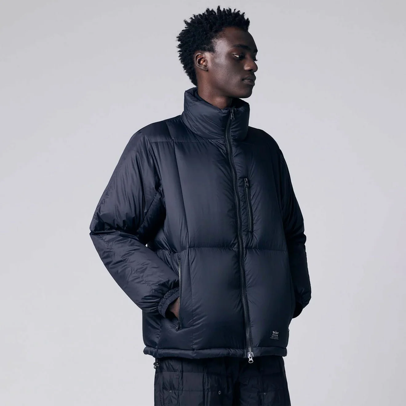 Taion Work W-Zip Volume Down Jacket Black - Image 3
