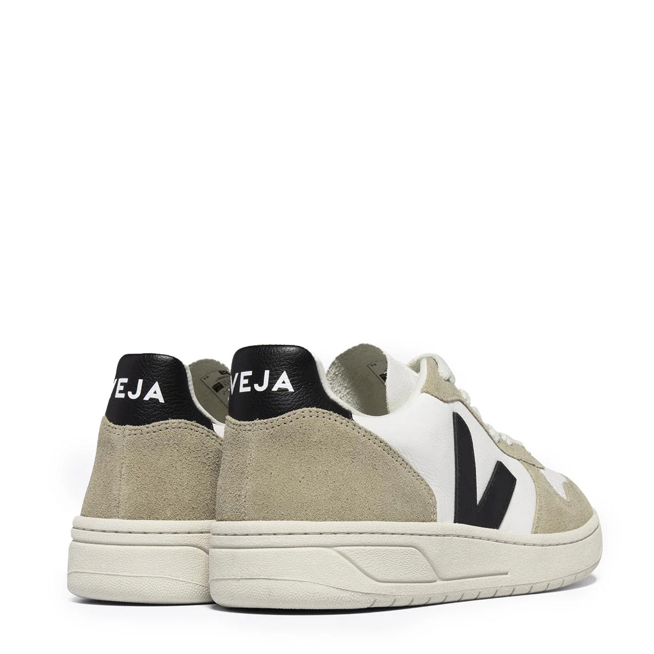 Veja V-10  Extra White Black Sahara Trainer - Image 3