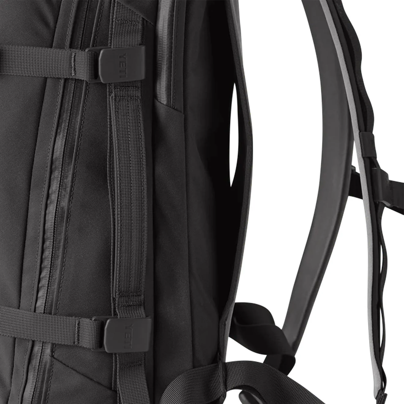 YETI Crossroads 27L Backpack Black - Image 4
